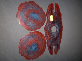 Wijnfleshouder met 2 onderzetters rood / blauw
